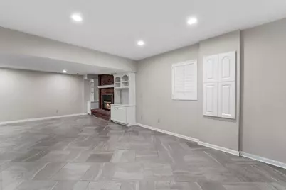 1752 Interlachen, Woodbury, MN 55125 - Photo 38