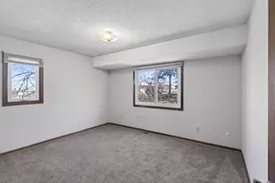 3426 Highlander Dr, Eagan, MN 55122 - Photo 12