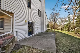 3426 Highlander Dr, Eagan, MN 55122 - Photo 24