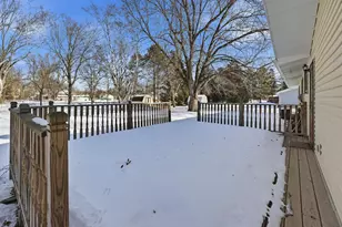 635 W 9th St, Rush City, MN 55069 - Photo 22