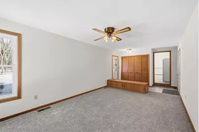 635 W 9th Street, Rush City, MN 55069 - Photo 10