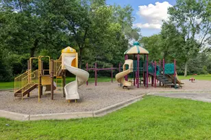 9217 W River Rd, Brooklyn Park, MN 55444 - Photo 66