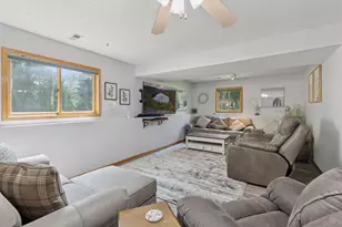 9217 W River Rd, Brooklyn Park, MN 55444 - Photo 16