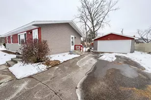 200 Oak Park Dr NE, Blaine, MN 55434 - Photo 8