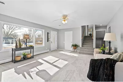 642 15th Street SE, Owatonna, MN 55060 - Photo 4