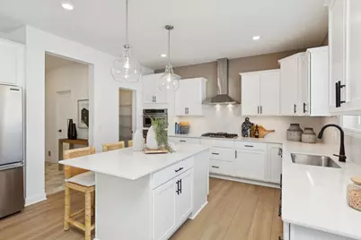 2642 Aspen Drive, Shakopee, MN 55379 - Photo 2