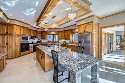 4 W Bay Lane, North Oaks, MN 55127 - Photo 10