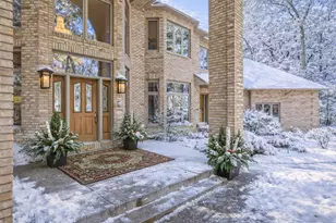 4 W Bay Ln, North Oaks, MN 55127 - Photo 4