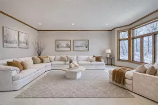 4 W Bay Ln, North Oaks, MN 55127 - Photo 2