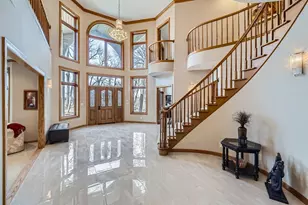4 W Bay Ln, North Oaks, MN 55127 - Photo 4