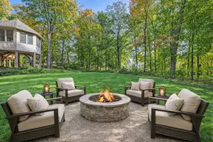 4 W Bay Ln, North Oaks, MN 55127 - Photo 2