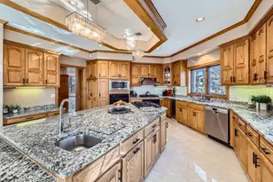4 W Bay Ln, North Oaks, MN 55127 - Photo 12
