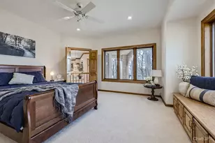 4 W Bay Ln, North Oaks, MN 55127 - Photo 28