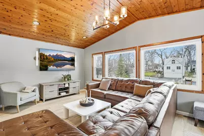 16919 Cottage Grove Avenue, Wayzata, MN 55391 - Photo 4