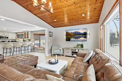 16919 Cottage Grove Avenue, Minnetonka, MN 55391 - Photo 2