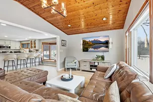 16919 Cottage Grove Ave, Minnetonka, MN 55391 - Photo 2