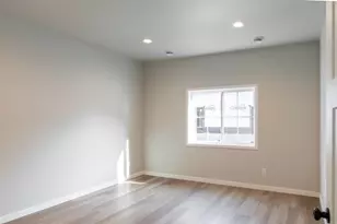 4176 Arthur Dr S, Fargo, ND 58104 - Photo 18