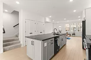 850 Mount Curve Blvd, Saint Paul, MN 55116 - Photo 12