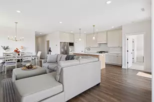 1491 Kenai Pl, River Falls, WI 54022 - Photo 10