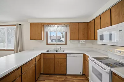 108 Sunrise Drive, Medford, MN 55049 - Photo 6