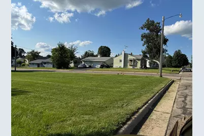 418 Monroe, Caledonia, MN 55921 - Photo 6