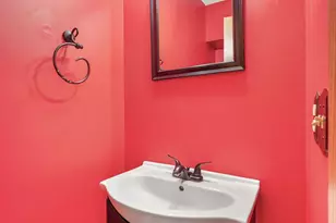 1658 Helena Rd N, Oakdale, MN 55128 - Photo 10