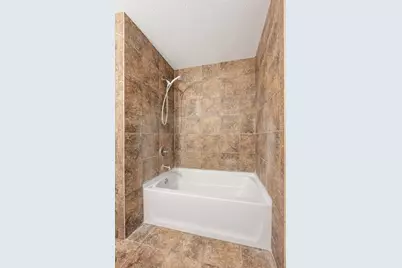 1658 Helena Road N, Oakdale, MN 55128 - Photo 16