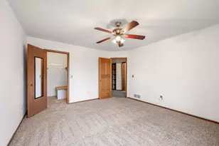 1658 Helena Rd N, Oakdale, MN 55128 - Photo 10