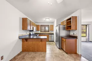 1658 Helena Rd N, Oakdale, MN 55128 - Photo 6