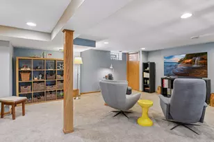 1031 Bowdoin St, Saint Paul, MN 55116 - Photo 24