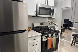 1131 Lincoln Ave, Saint Paul, MN 55105 - Photo 1