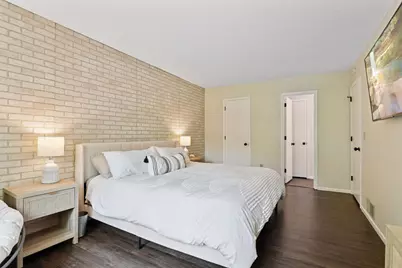 1042 Pontiac Lane, Chanhassen, MN 55317 - Photo 18