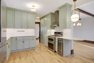 939 Linwood Ave, Saint Paul, MN 55105 - Photo 14