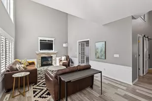 19182 Ismay Ct, Lakeville, MN 55044 - Photo 4