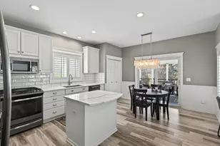 19182 Ismay Ct, Lakeville, MN 55044 - Photo 2