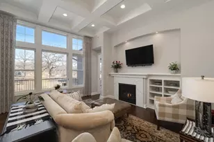 6438 Timber Arch Dr, Chaska, MN 55318 - Photo 2