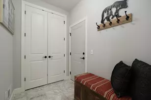 6438 Timber Arch Dr, Chaska, MN 55318 - Photo 20