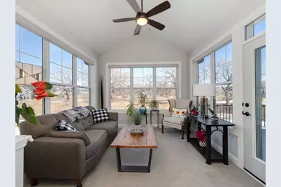 6438 Timber Arch Drive, Chaska, MN 55318 - Photo 12