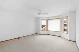 8202 Golden Valley Rd, Golden Valley, MN 55427 - Photo 16