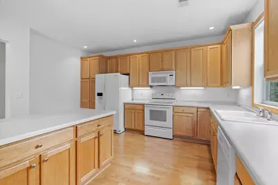 8202 Golden Valley Road, Golden Valley, MN 55427 - Photo 6