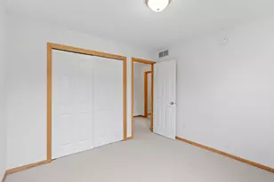 8202 Golden Valley Rd, Golden Valley, MN 55427 - Photo 16