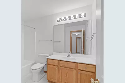 8202 Golden Valley Road, Golden Valley, MN 55427 - Photo 12