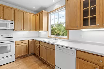 8202 Golden Valley Road, Golden Valley, MN 55427 - Photo 6