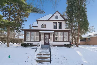 120 4th Avenue E, Shakopee, MN 55379 - Photo 1