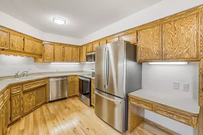 13301 Huntington Circle, Apple Valley, MN 55124 - Photo 6