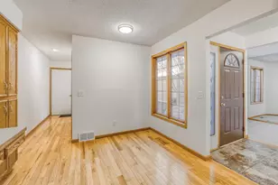 13301 Huntington Cir, Apple Valley, MN 55124 - Photo 4