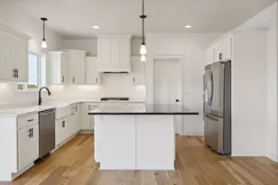 6534 157th St, Savage, MN 55378 - Photo 14