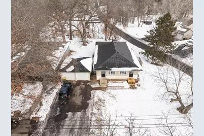 195 Iris Street, Mahtomedi, MN 55115 - Photo 38