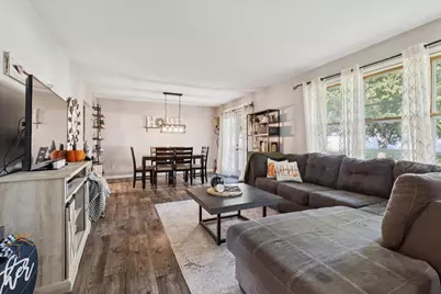 609 E Welco Drive, Montgomery, MN 56069 - Photo 1