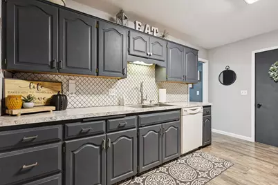 609 E Welco Drive, Montgomery, MN 56069 - Photo 8